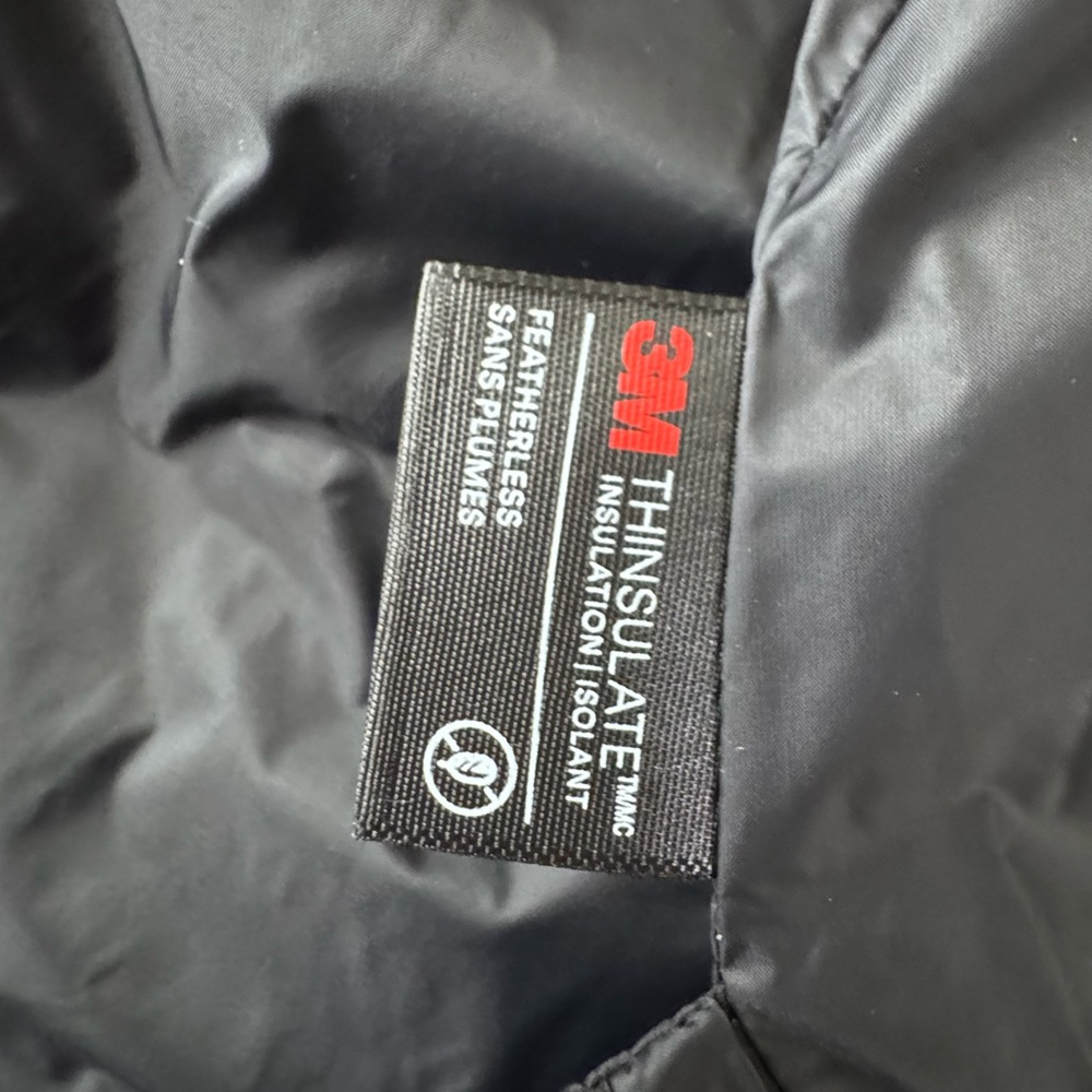 Pajar Men's Puffer Vest - Picture 7 of 11